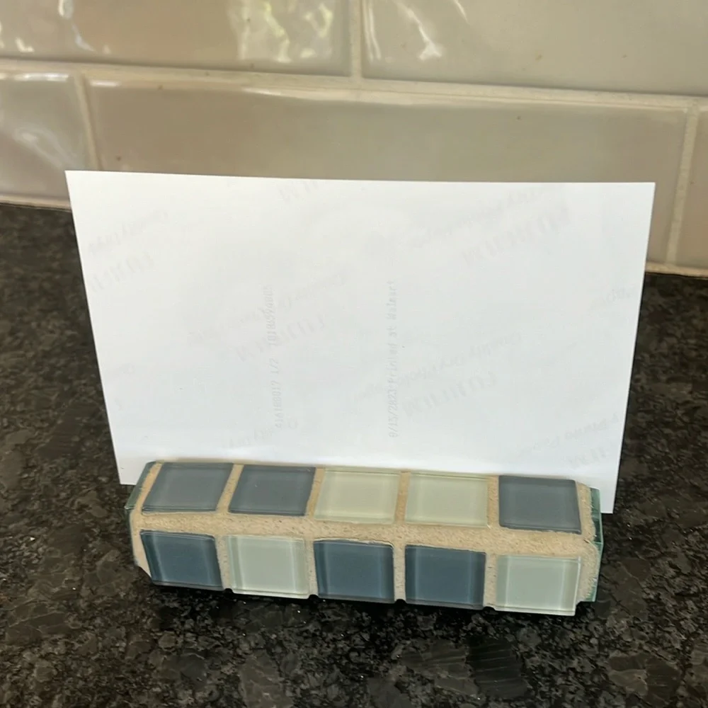 Photo holder / display shelf